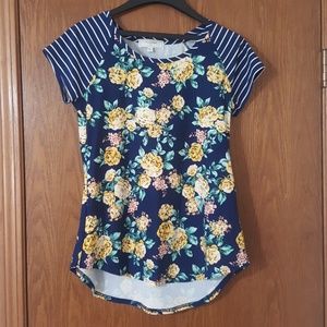 Floral tee